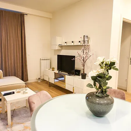 Waterfront - Na Vodi Lux Apartamento