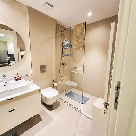 Apartamento Waterfront - Na Vodi Lux