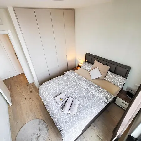 Waterfront - Na Vodi Lux *