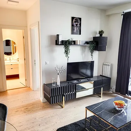 Apartment Waterfront - Na Vodi *